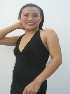 Asian shemale Benz posing in black dress